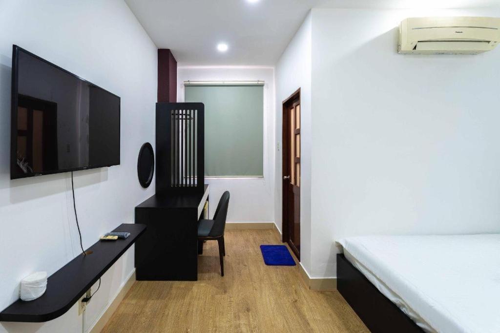 Tuan Viet Hotel Dinh Tien Hoang Ho Chi Minh City Exterior photo