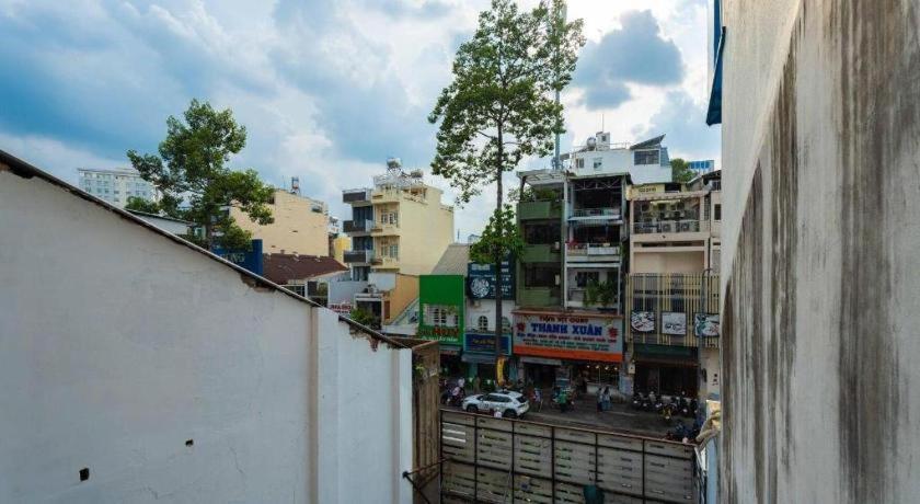Tuan Viet Hotel Dinh Tien Hoang Ho Chi Minh City Exterior photo
